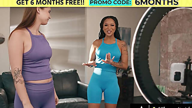MOMMY S GIRL Sky Wonderland Spots Stepmom Cali Sweets Ripped Leggings Turns Workout Into Sex