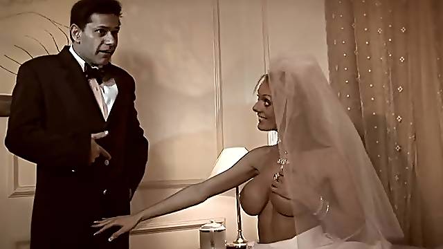 Lusty bride Antonia Deona feels amazing while sucking a schlong
