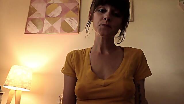 Sydney Harwin - Mommys Milk Accident