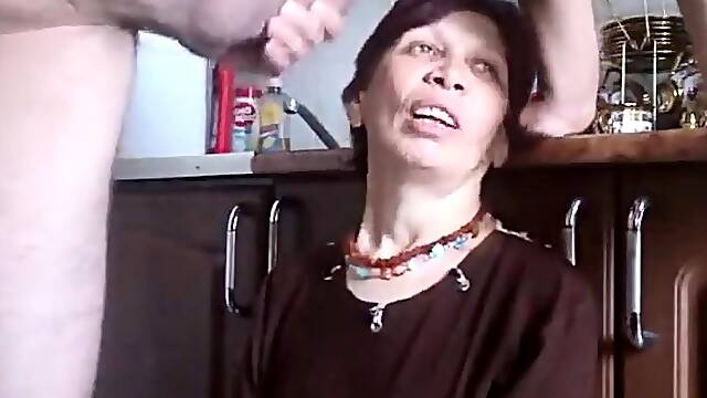 Mature Russian Amateur Gets a Facial