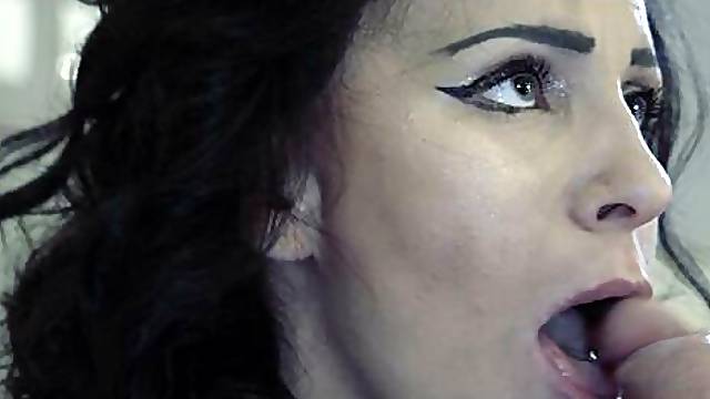 Nata Ocean is swallowing her lovers fresh semen after hot sex