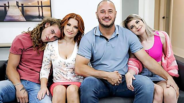 Elite Dez Hansen and Elise London at redhead clip