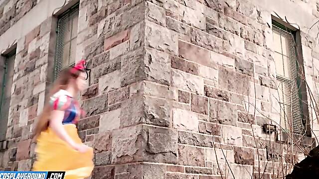 Parody xxx with splendid Bianca Beauchamp and Hazel Moore from Cosplayground