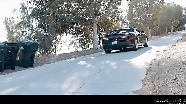 Abella Danger and Jade Kush went home, got completely naked and started licking each other