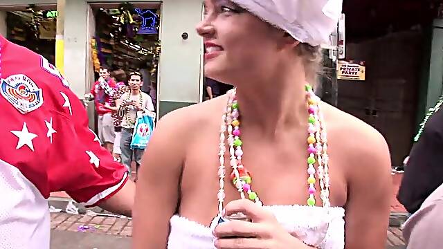 Mardi Gras Daytime
