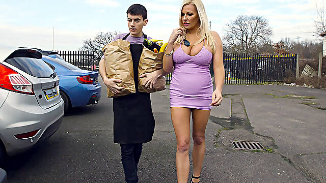 Busty MILF Michelle Thorne seduces the stores employee