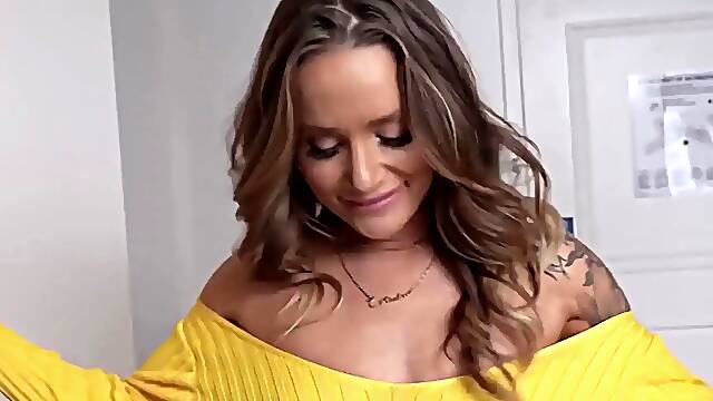 Shoplyfter mylf - hot milf caught shoplifting serves to officers requests to get her case dismissed