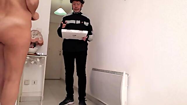 Pizza delivery man meets eccentric and naked mature