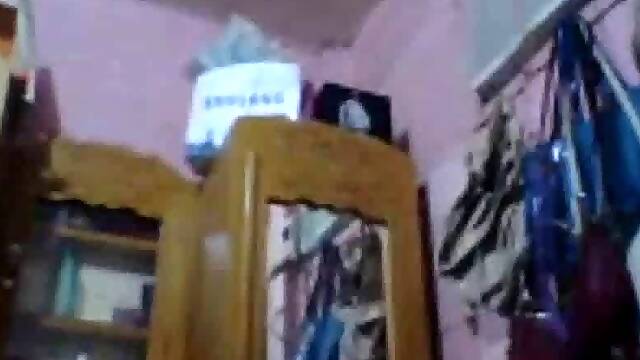 Filipina MILF Helps a Man Cum on Webcam