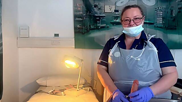 Mature BBW dominates in custom JOI and SPH role play