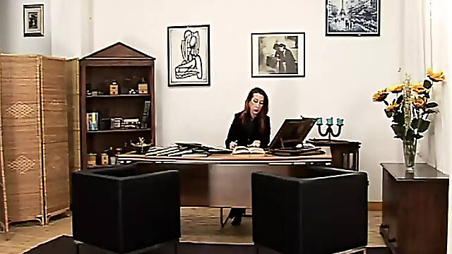 Italian MILF Mom Padana - Orgasmic Whore Part 04