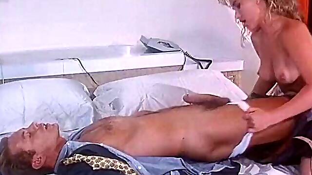Hot Italian MILF gets banged in a vintage classroom setting