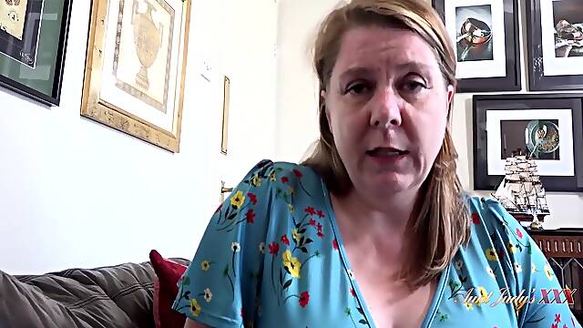 Your Busty Mature Bbw Stepmom Rachel Helps Nurse You Back To Health 19 Min