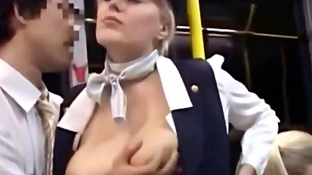 Masaje En Autobus, Follando En Bus