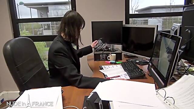 Kelia Block Uptight brunette gets dirty at the office