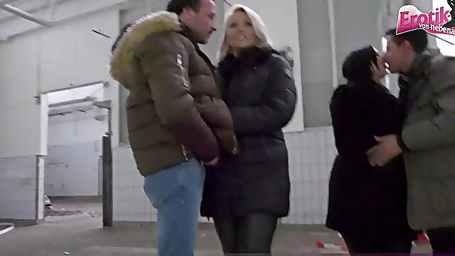 Oral Foursome In Lost Place With Milf And Teen