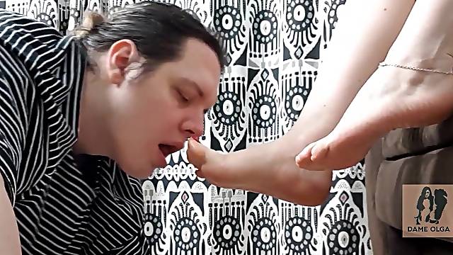 Undressed Foot Worship and Wooden Mules Shoejob