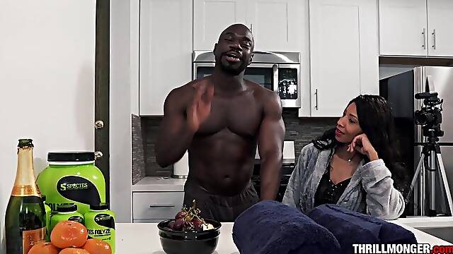 September Reign - Exciting Masage (Black mother Id like to fuck with Large Boobs Gets Oiled Up, Thoroguhly Massaged, & Creampied Multiple Times)
