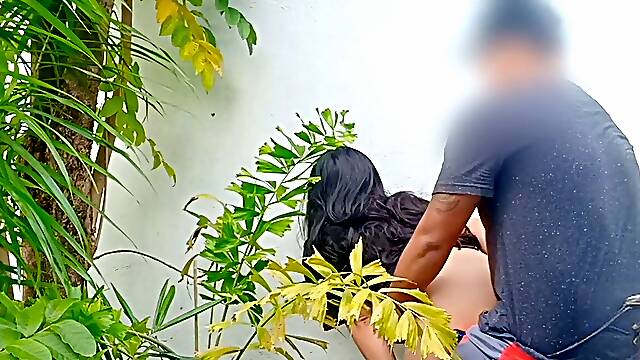 Takas Sa party Para Magkantutan Sa Garden - Pinay 2026