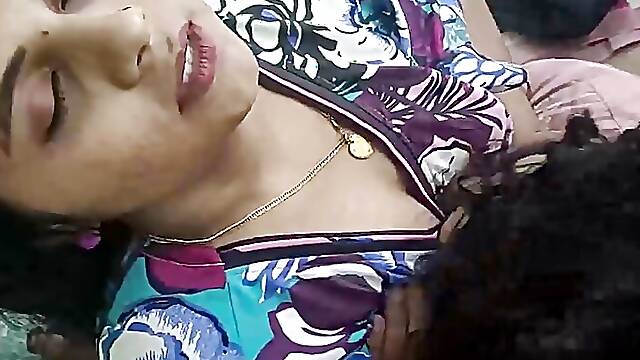 Vaishnavy sexy nighty ass kissing and ass grab by Sharun Raj, Mallu hot couple ass lick, kiss and ass grab with face on ass