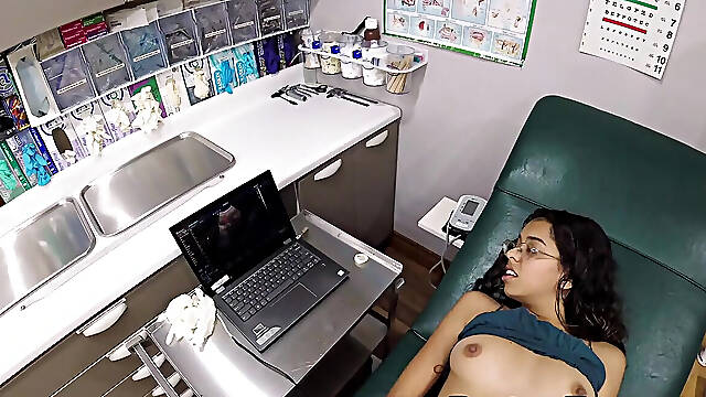 Dr Tampa - Playing Around With The Ultrasound - Aria Nicole