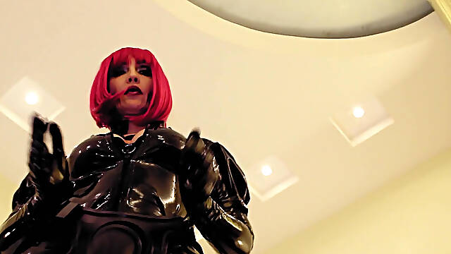 Strapon fetish latex.Mistress Eva Latex solo milf pink hair