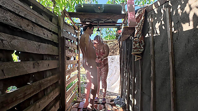 Outdoor Shower Couple