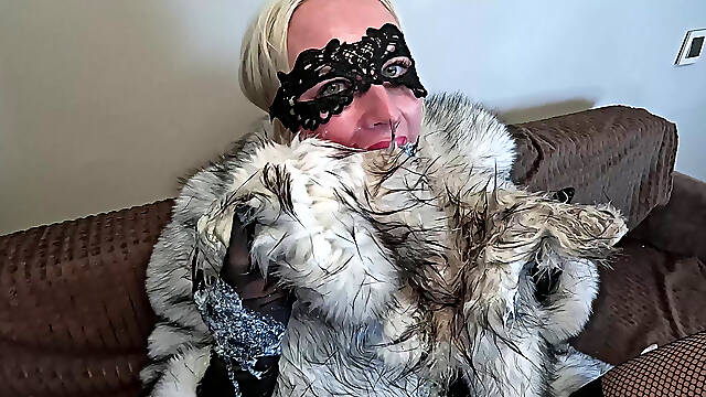Masked Filthy Slut in Fur Coat Peed on Her Face, Stuffed Her Cunt with Furs and Swallow All the Cum