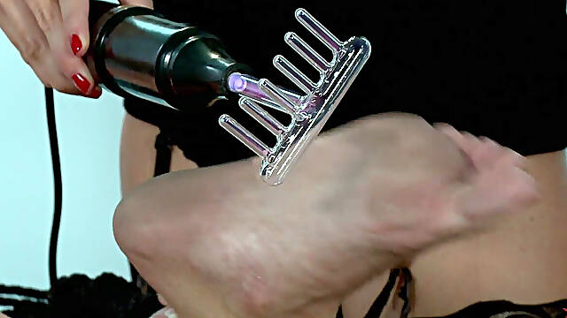 Hot MILF Simone Sonay Experiences Electro for the Very First Time