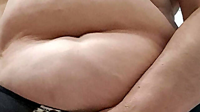 Putting My Fingers Under Her Panties, the Hole Is Very Wet and Hot