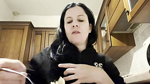 I Devour a Chicken and Shock Your Sensibility