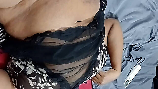 Pussy Shaving and Water Wash Hot Talk