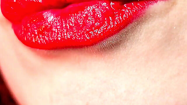 Red lipstick fetish and fur