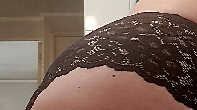Hot Stepmom